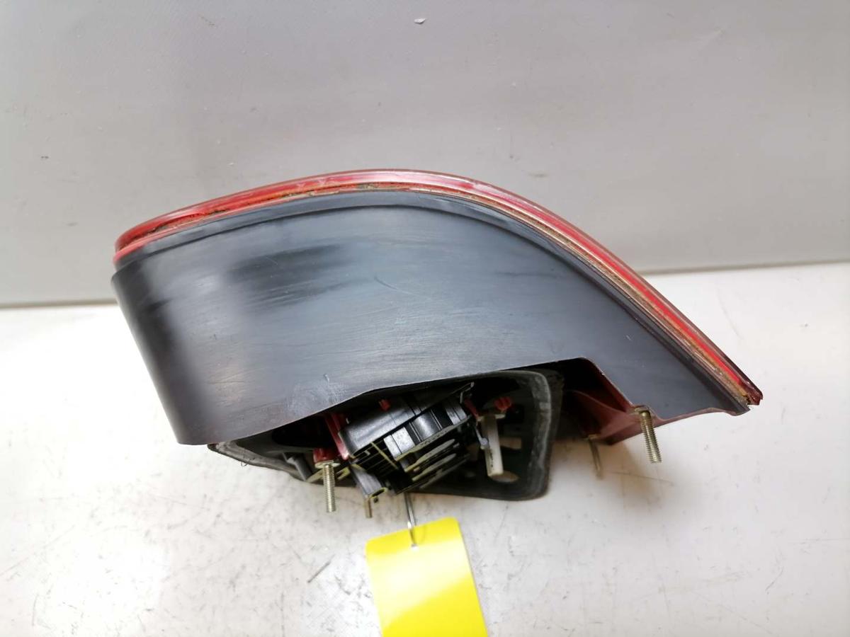 VW Passat 3BG original R&uuml;cklicht R&uuml;ckleuchte Schlussleuchte links Kombi Bj.2002